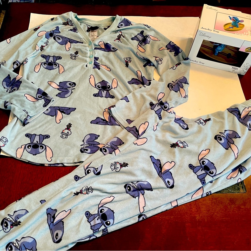 Disney Stitch Pajama Set and Jewelry Tray Bundle